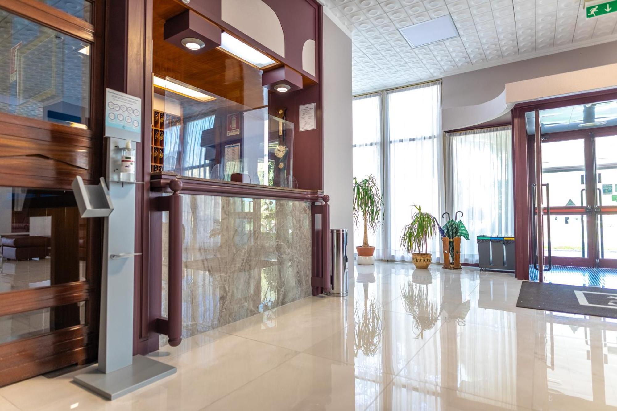 Hotel Cristallo Riolo Terme Bagian luar foto