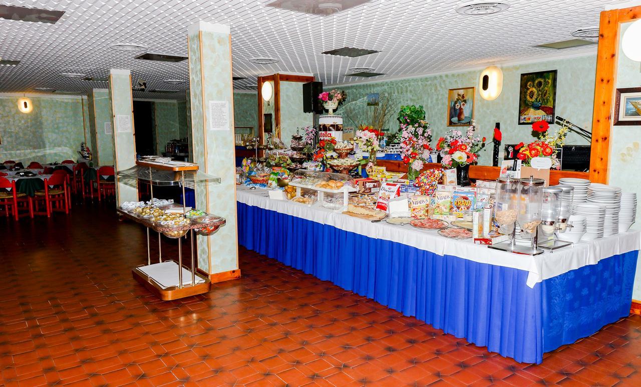 Hotel Cristallo Riolo Terme Bagian luar foto